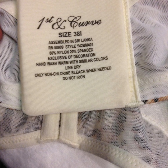 1st & Curve Animal Print Bra - Picture 5 of 6